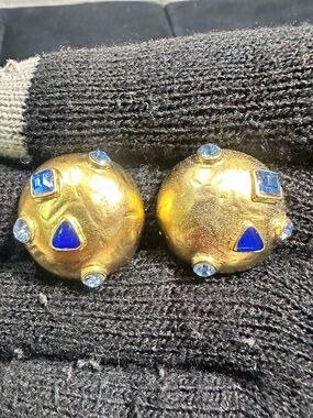 NOS: Vtg Matte Gold Plated Blue Cabochon & Rhinestone Button Style Earrings